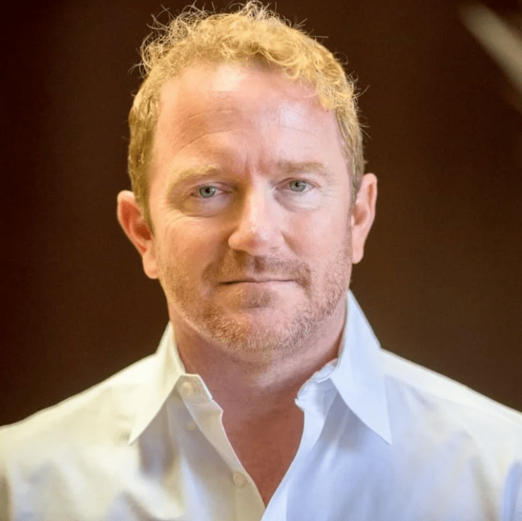 Another inspiring story is that of Mike, a corporate professional who was looking for an alternative source of income. With no prior experience in e-commerce, Mike joined ASM and learned the ins and outs of selling products online. Today, Mike runs a successful online business and has the freedom to work on his own terms.