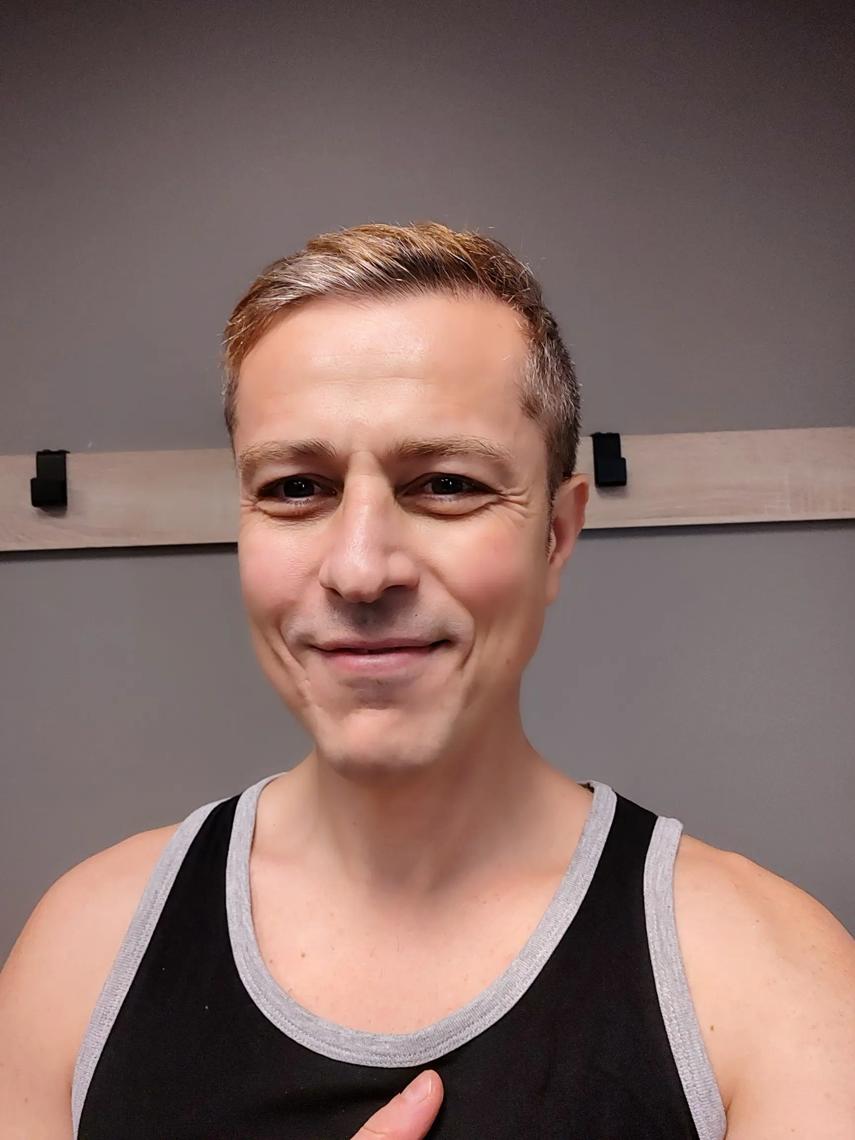 Short, intense workout sessions can be highly effective. I often schedule these blocks around my travel itinerary. This ensures consistency. It includes some lightweight travel fitness equipment for added variety.