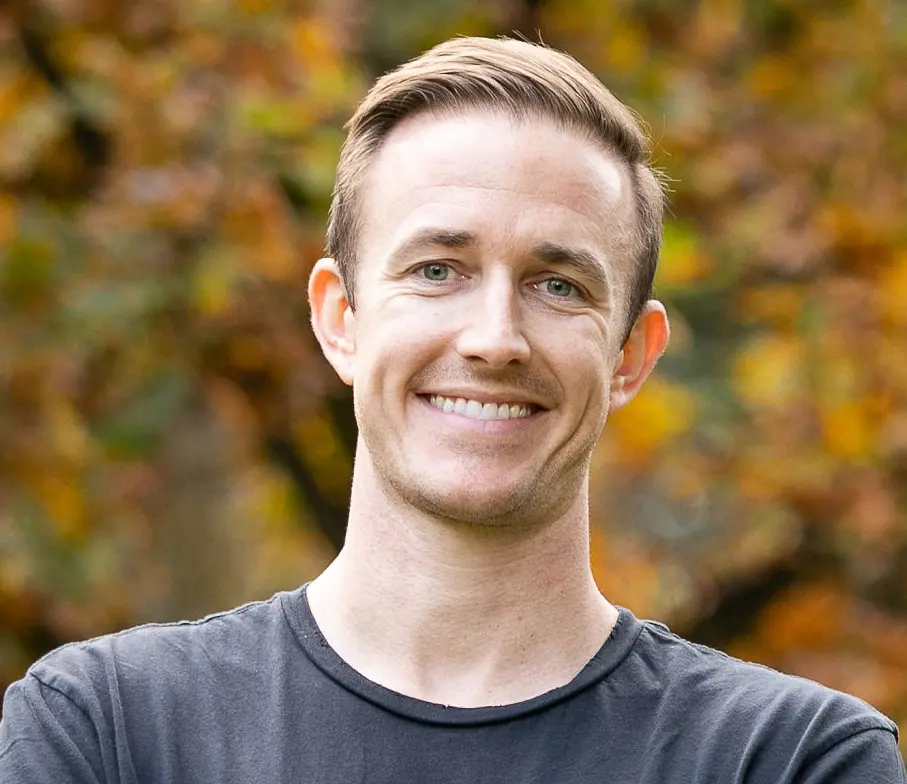 At the forefront of the blogging revolution, Ryan Robinson has transformed his passion into a lucrative career