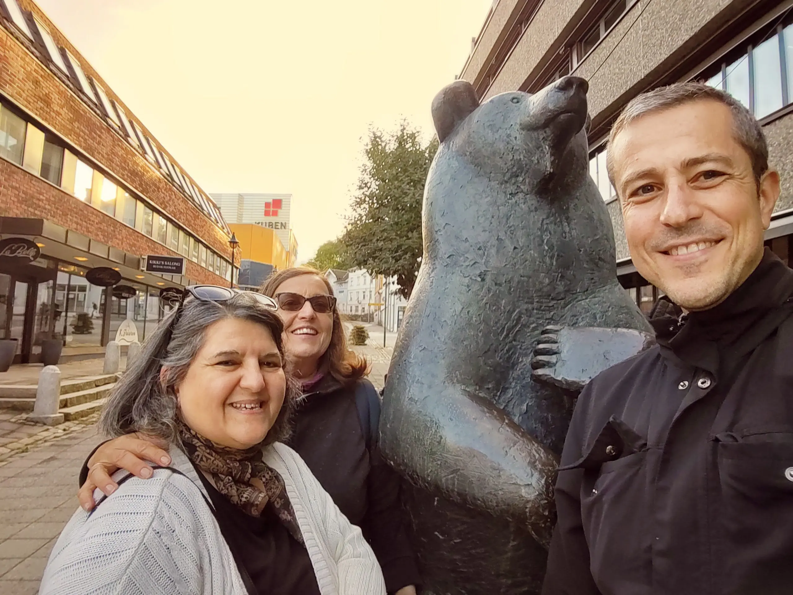 Elio have been a local resident since 2010. As the founder of Mondosol, he've helped many expats find their perfect home in Honefoss, a charming Norwegian city