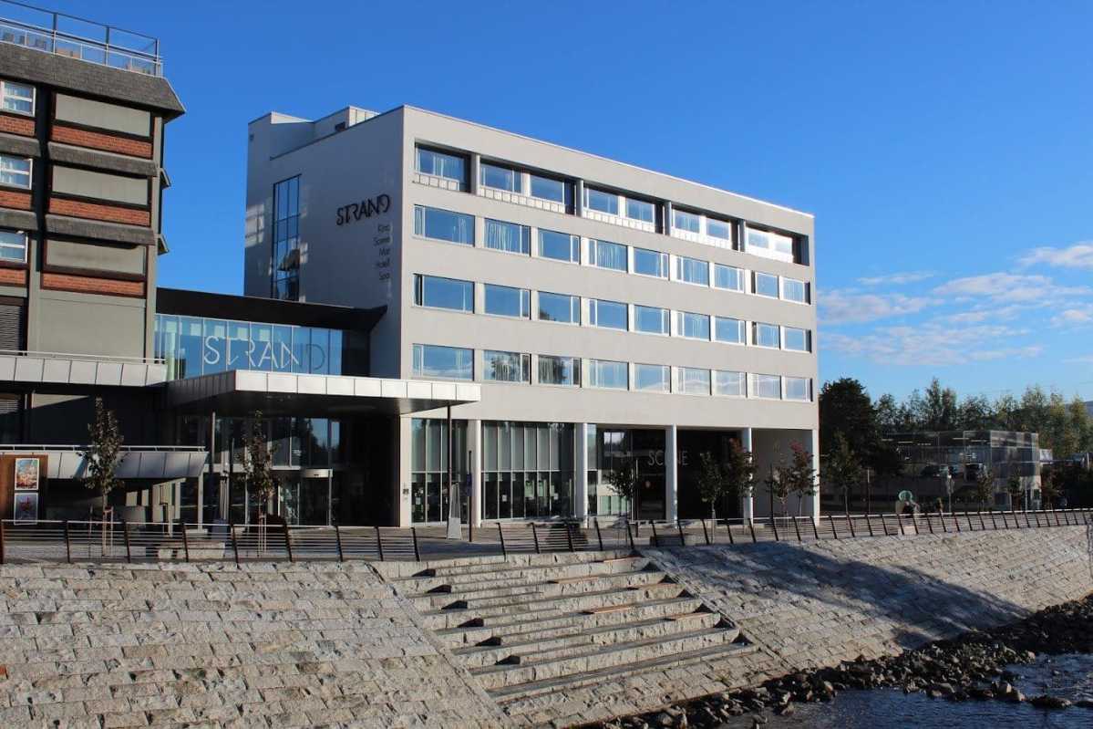Travel guide to Gjøvik - Mondosol
