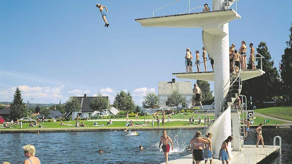 Fastland friluftsbad in this Travel guide to Gjøvik 