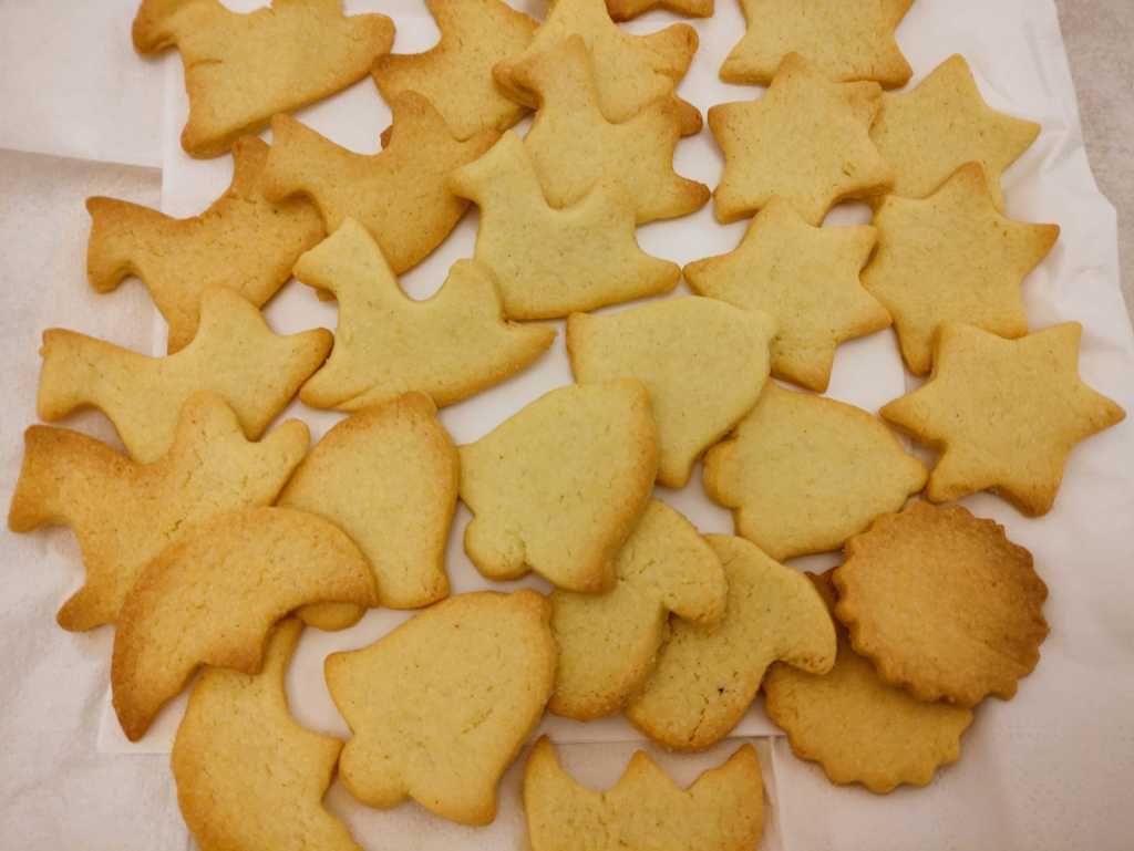 When to eat the Bussolai biscuits?